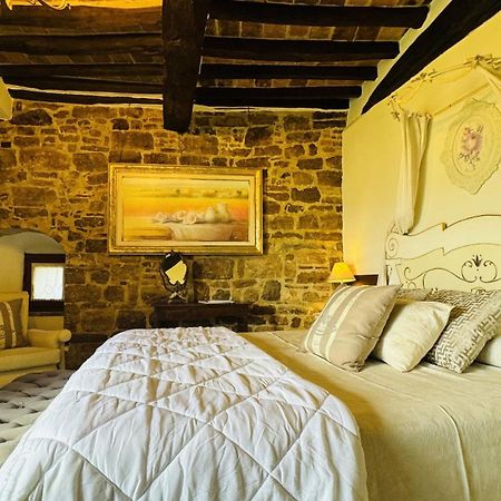 Residenza Teatro Antico Hotel Todi Ngoại thất bức ảnh