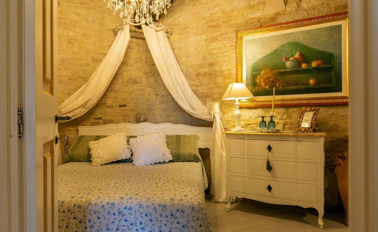 Residenza Teatro Antico Hotel Todi Ngoại thất bức ảnh